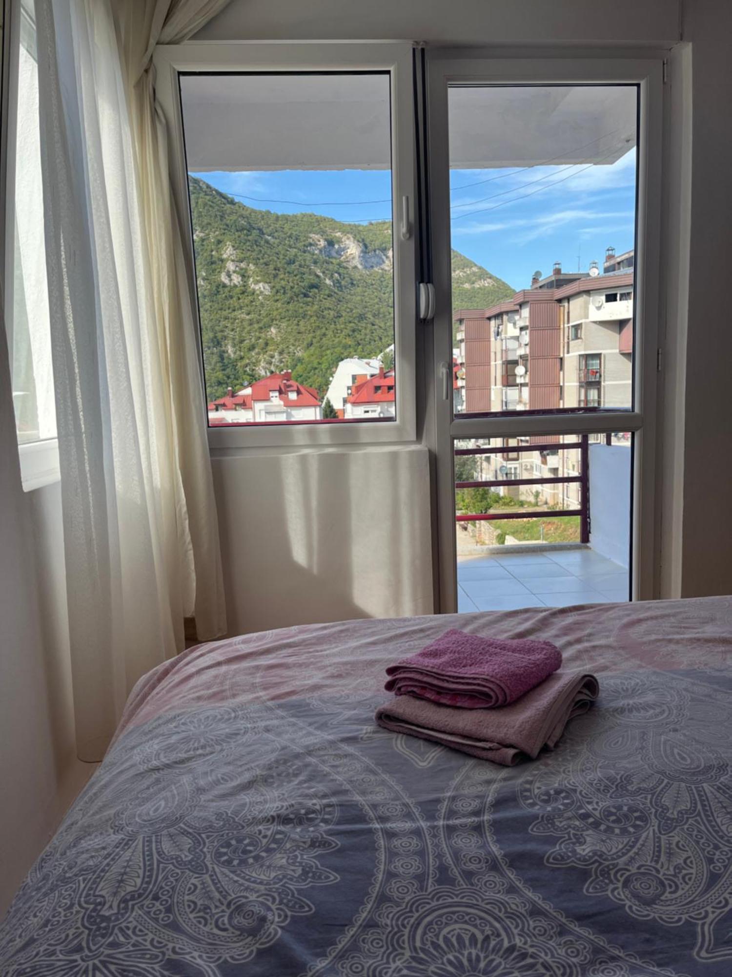 Cozy Apartment With The View ปลูชิเน ภายนอก รูปภาพ